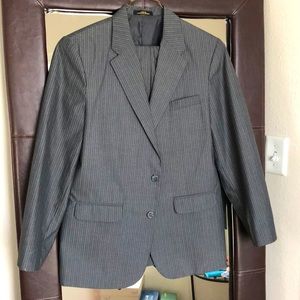 Boys Van Heusen Suit